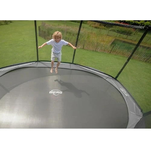 Berg Favorit Grey Trampoline With Safety Net Comfort 270 CM Diameter Medium 8FT 2 Berg Favorit Grey Trampoline With Safety Net Comfort 270 CM Diameter Medium 8FT - Image 2