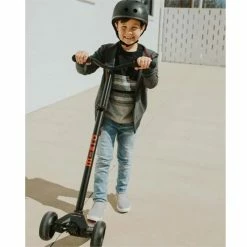 Micro Maxi Deluxe Pro Scooter Black And Red -Zippi shop Micro Maxi Deluxe Pro Scooter Black and Red 2